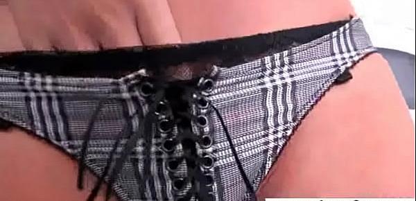  Amteur Sexy Girl Having Sex Toys Pleasure On Cam vid-12